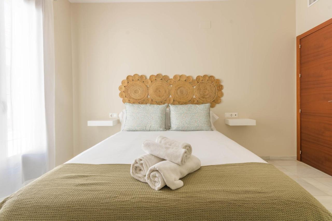 Apartamentos Los Abuelos - Cordova Esterno foto