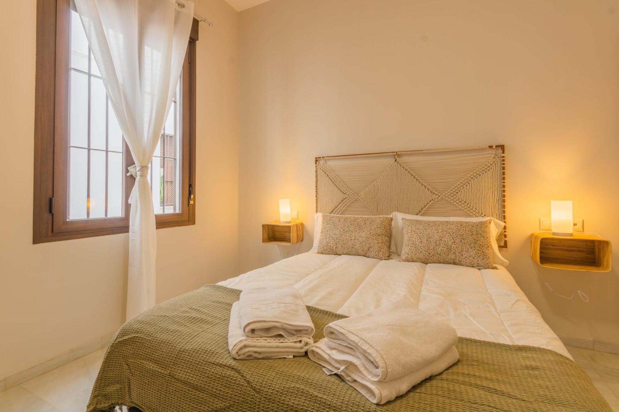 Apartamentos Los Abuelos - Cordova Esterno foto